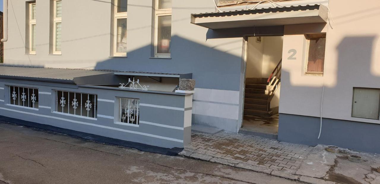 Trosoban Stan U Zenici Διαμέρισμα Ζένιτσα Εξωτερικό φωτογραφία